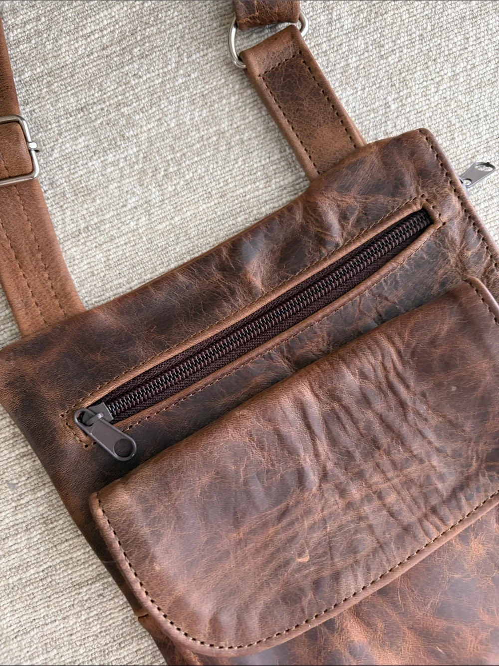 Men's Brown Leather Messenger Sling Bag with Front Pocket NWOT